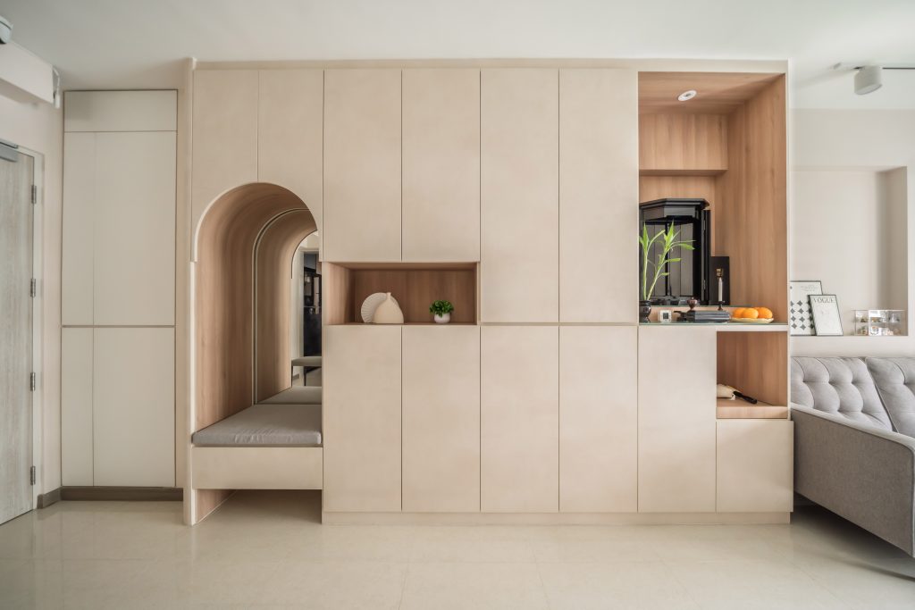 entryway cabinet